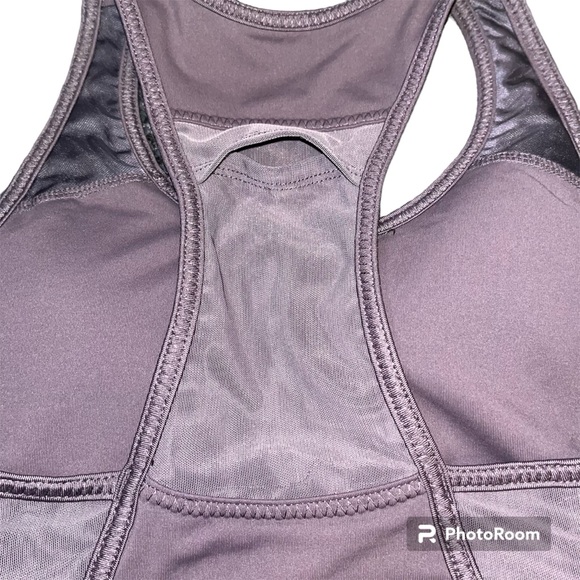 Fabletics Razorback Sports Bar - Picture 3 of 8